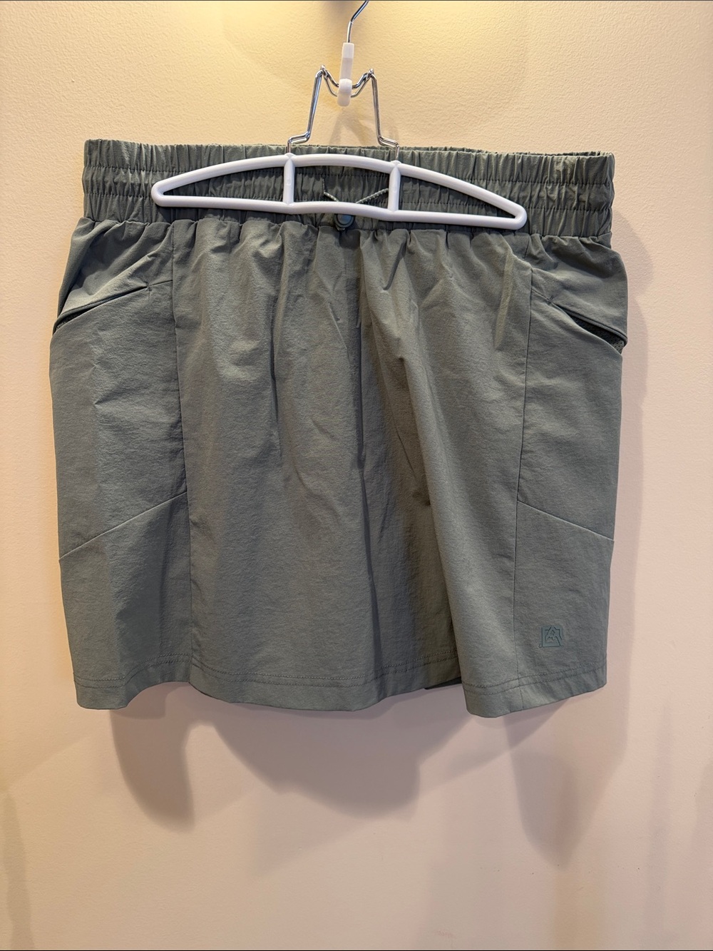 Avalanche Olive Green Elastic-Waist A-Line Skirt with Pockets
